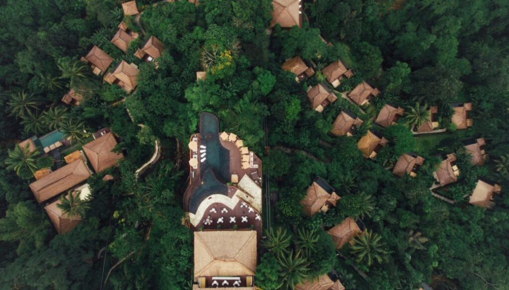 Resort (1)